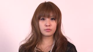 在亚洲口交和铁杆性三人行.Rinka.内里