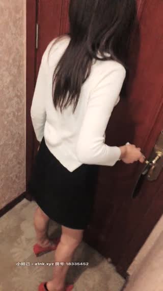 迷人的小姐姐04-07发骚求操