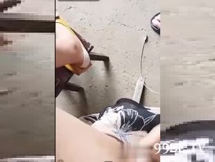 仙女姐姐真够拼的勾引个70多岁的大爷啪啪李大爷貌似鸡巴还没硬就射了