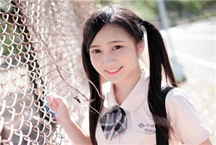 树X高中小女友奶满大的一直喊不要拍脸拉