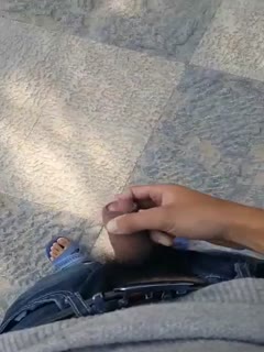 变态男外射妹子一身，下跑2妹子车都不要了