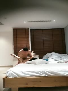 偷拍搞漂亮越南妹-结束后没给小费生气的样子可爱3