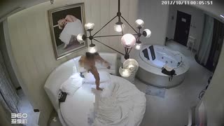 [酒店偷拍] 胖哥想喝奶奶~往小女友的奶奶狂咬~