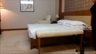 [黑丝袜的诱惑] SugarDaddy酒店约啪包养的学生妹~各种体位狂抽猛送~直喊“老公好爽~”