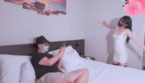 反差白富美御姐女神性感小姐姐被大肉棒操到喷水，白虎蜜桃穴无套内射！性感尤物操成淫荡小母狗