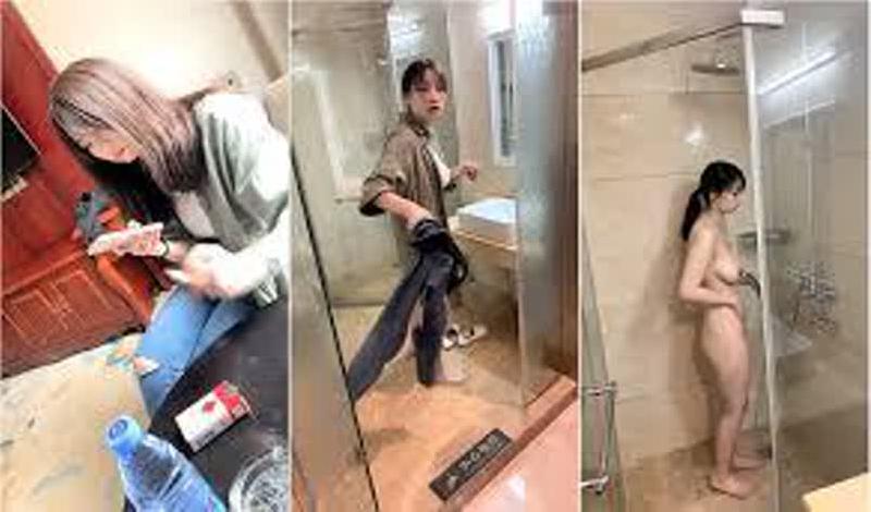 小混混酒店约个大奶兼职学生妹换上黑丝女上位啪啪大奶抖来抖去