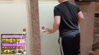 【国产馆】妮妮弟弟偷看姐姐洗澡衝進浴室偷襲啪啪