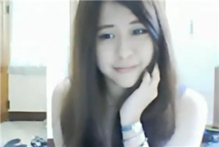 姆姆果 全裸掰穴慰流水 有声直播大秀